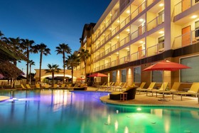 DoubleTree by Hilton Hotel Galveston Beach