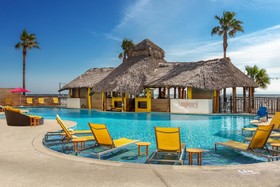 DoubleTree by Hilton Hotel Galveston Beach