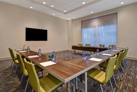 Holiday Inn Express & Suites Galveston Beach