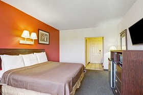Howard Johnson by Wyndham Galveston