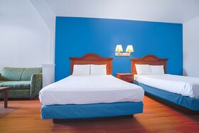 Island Inn