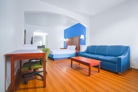Island Inn