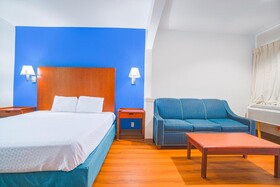Island Inn