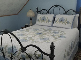 Lost Bayou Guesthouse B&B