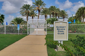 Pointe West