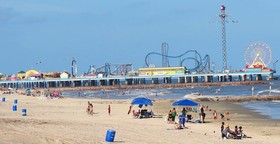 Red Roof Inn Galveston - Beachfront/Convention Ctr.
