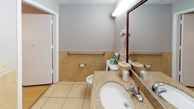 Red Roof Inn Galveston - Beachfront/Convention Ctr.
