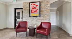 Red Roof PLUS+ Galveston - Beachfront