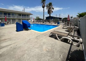 Studio 6 Galveston Tx