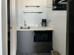 Studio 6 Galveston Tx