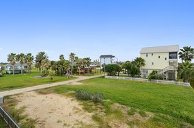Sunny Beach Sandcastle Cottage