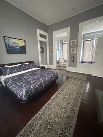 The George Manor