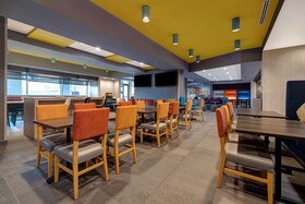 Tru by Hilton Galveston
