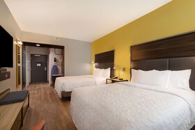 Tru by Hilton Galveston