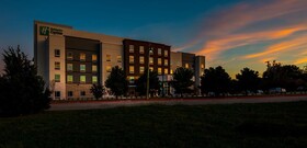 Holiday Inn Express & Suites Garland E Lake Hubbard I30