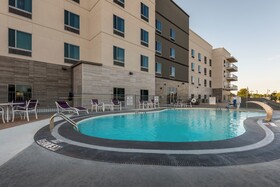 Holiday Inn Express & Suites Garland E Lake Hubbard I30