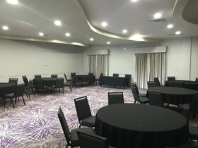 Holiday Inn Express & Suites Garland E Lake Hubbard I30