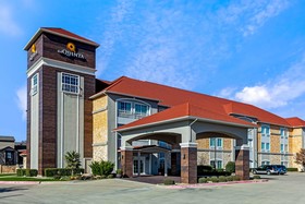La Quinta Inn & Suites by Wyndham Garland Harbor Point