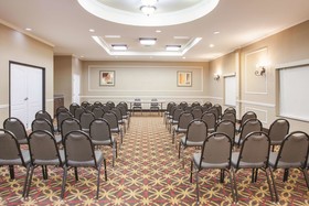 La Quinta Inn & Suites by Wyndham Garland Harbor Point