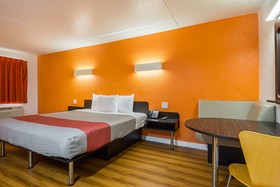 Motel 6 Dallas - Garland - Northwest Hwy