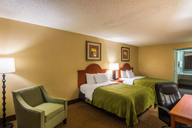 Quality Inn & Suites Garland East Dallas