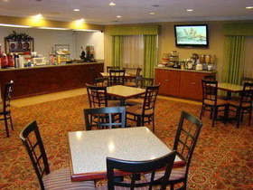 Quality Inn & Suites Garland East Dallas