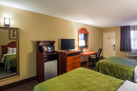Quality Inn & Suites Garland East Dallas