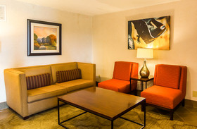 Quality Inn & Suites Garland East Dallas