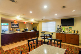 Quality Inn & Suites Garland East Dallas