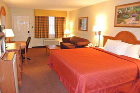 Quality Inn & Suites Garland East Dallas
