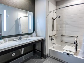 Holiday Inn Express & Suites Gatesville - N. Ft Hood