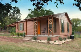 Peacock Cabins