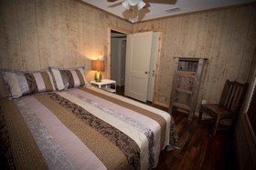 Peacock Cabins