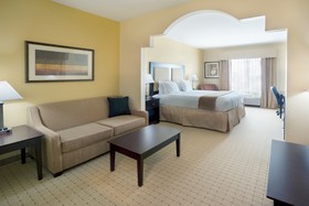 Holiday Inn Express & Suites Georgetown