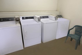 Americas Best Value Inn-giddings