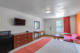 Motel 6 Giddings, TX
