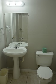 Economy Inn - Gladewater