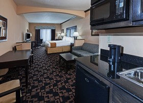 Holiday Inn Express Hotel & Suites Glen Rose