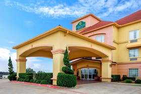 La Quinta Inn & Suites by Wyndham Glen Rose