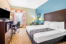 La Quinta Inn & Suites by Wyndham Glen Rose