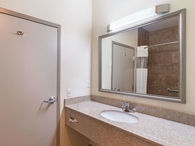 La Quinta Inn & Suites by Wyndham Glen Rose