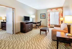 La Quinta Inn & Suites by Wyndham Glen Rose