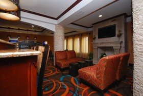 Holiday Inn Express Gonzales