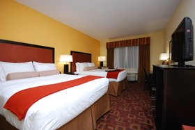 Holiday Inn Express Gonzales