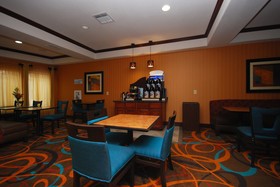 Holiday Inn Express Gonzales