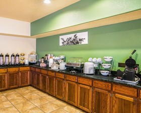 Sleep Inn & Suites Gonzales