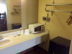 Classic Inn Motel