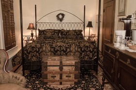 Historic Nutt House Hotel