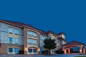 La Quinta Inn & Suites by Wyndham Granbury