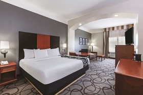 La Quinta Inn & Suites by Wyndham Granbury